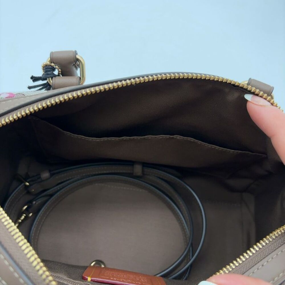 Coach Bag With Floral Embroidery - Picture 7 of 9